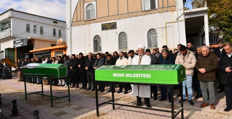 Adıyaman'da Tabancayla Vurulan İki Kişi Toprağa Verildi