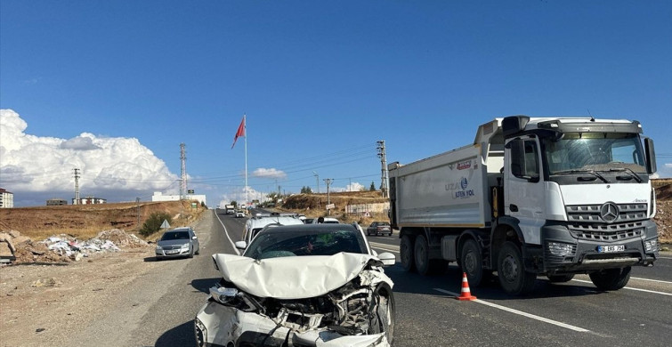 Adıyaman'da Trafik Kazaları: 7 Yaralı Adıyaman'da Trafik Kazaları: 7 Yaralı