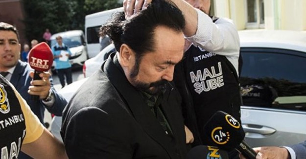 Adnan Oktar'ın 30 Yıllık Kediciği Her Şeyi Anlattı