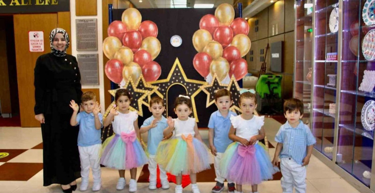 Adü anaokulu'nda yılsonu gösterisi ve kep töreni düzenlendi