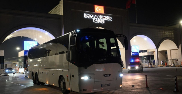 AEK'nın Taraftarları Türkiye'ye Giriş Yaptı