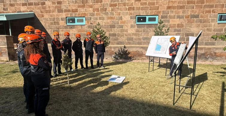 AFAD Teknikerleri Van'da Eğitim Alıyor