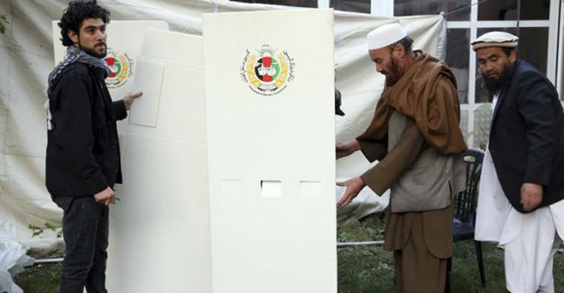 Afganistan Taliban'ın Tehdidine Boyun Eğmedi