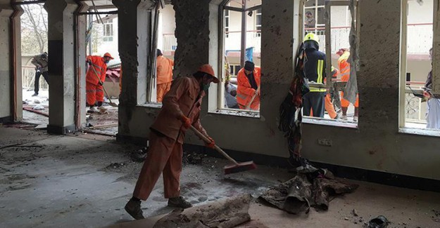 Afganistan'da Aynı Günde 2 Bombalı Saldırı 