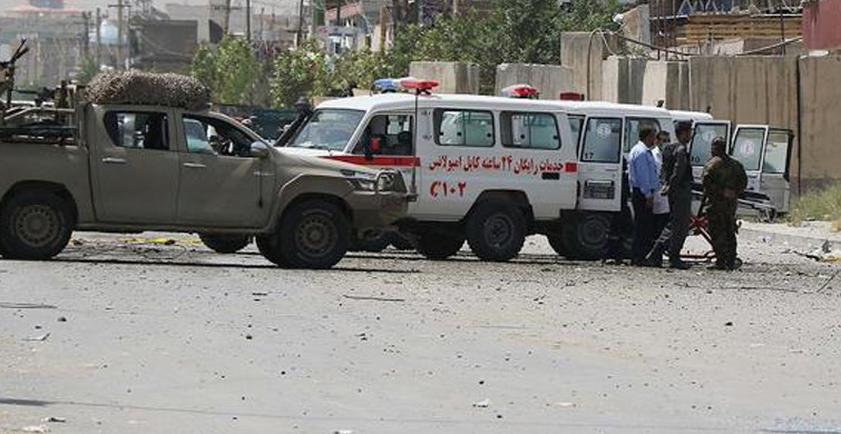 Afganistan'da Bombalı Saldırı
