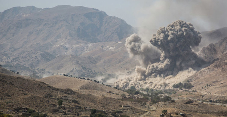 Afganistan'da Çekilme Sürecine Giren Amerika Sözünü Tutmuyor!