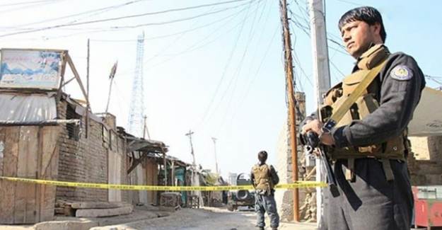 Afganistan'da Taliban Saldırısı: 14 Ölü