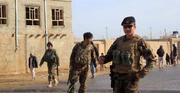 Afganistan'da Taliban Yine Saldırdı! 8 Asker Hayatını Kaybetti