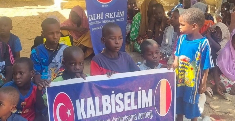 Afrika'daki Yetimlerin Yüzü Kalbi Selim ile Gülüyor