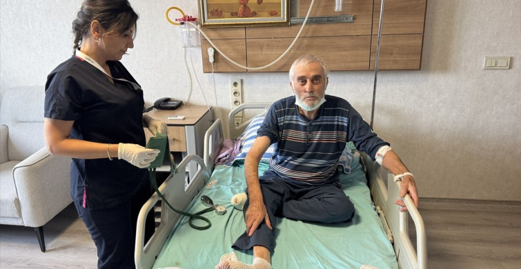 Afyonkarahisar Devlet Hastanesi'nde Şeker Hastasının Ayağı Kurtarıldı