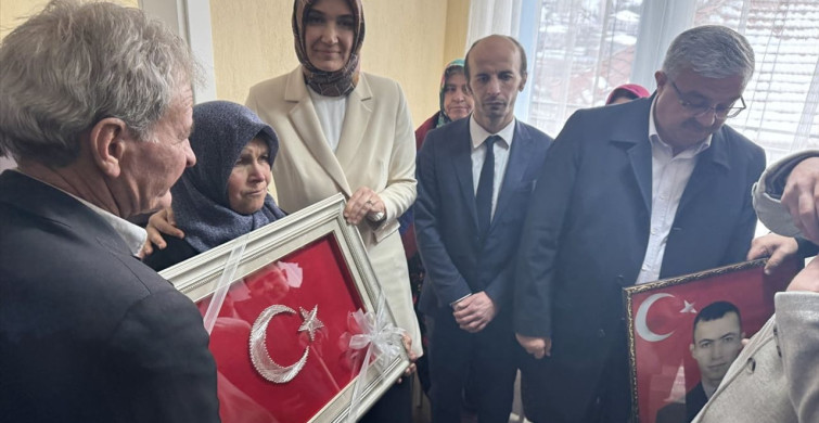 Afyonkarahisar Valisi'nden Şehit Ailesine Ziyaret