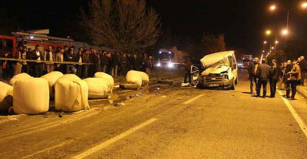 Afyonkarahisar'da Feci Kaza! 1 Ölü 5 Yaralı 