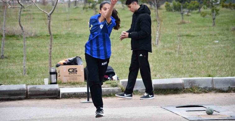 Afyonkarahisar’da Gençler Bocce Müsabakaları Sonuçlandı