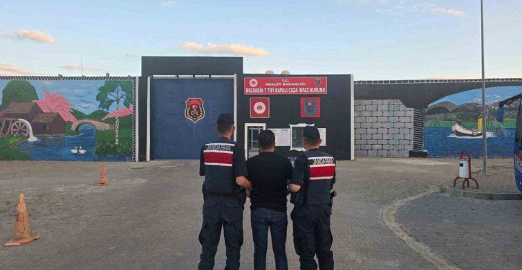 Afyonkarahisar'da Jandarma Aranan 43 Kişiyi Yakaladı