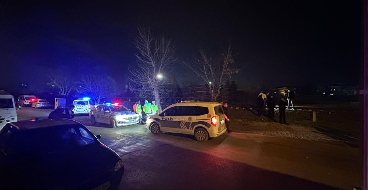 Afyonkarahisar'da Lokomotif Kazası: 16 Yaşındaki Genç Hayatını Kaybetti