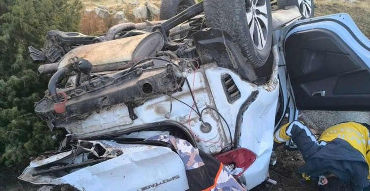 Afyonkarahisar'da Trafik Kazası: 1 Ölü, 3 Yaralı