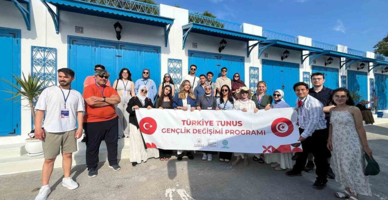 Afyonkarahisar'dan Gençler Tunus'u Ziyaret Etti