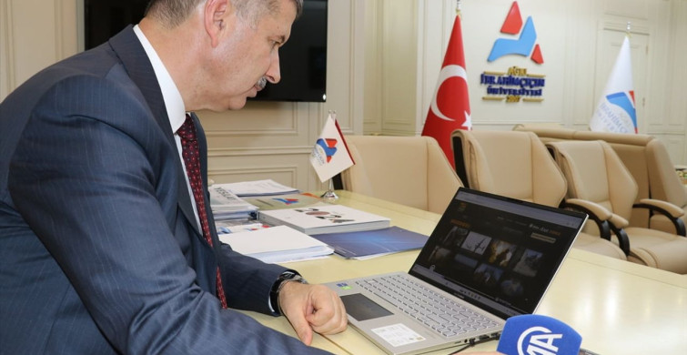 Ağrı İbrahim Çeçen Üniversitesi Rektörü Prof. Dr. Gülçin, 'Yılın Kareleri' Oylamasına Katıldı