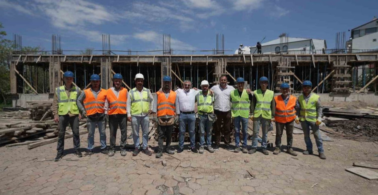 Ağrı’da 14 kütüphane hizmete açıldı, yeni okul projesinin temeli atıldı