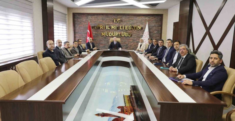 Ağrı'da Eğitim Kalitesini Artırma Toplantısı