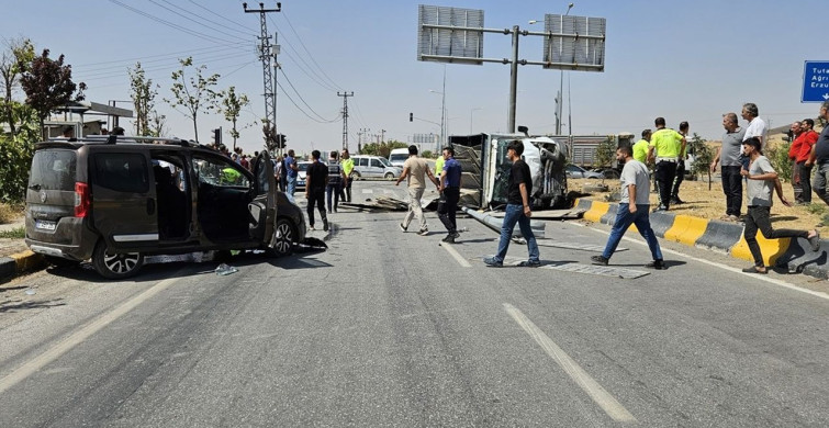 Ağrı'da Trafik Kazası: 8 Yaralı