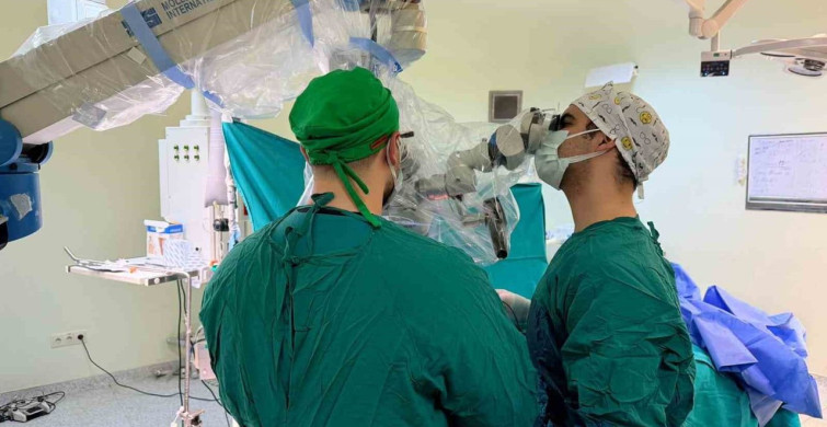 Ağrı'da Üç Başarılı Beyin Tümörü Ameliyatı Gerçekleşti