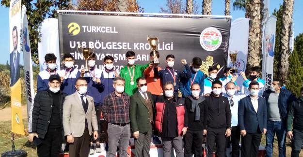 Ağrılı Sporcular Atletizm Branşında Düzenlenen Müsabakada Türkiye Şampiyonu Oldu