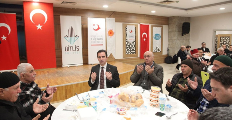 Ahlat'ta Ahıska Türkleri İçin İftar Programı Düzenlendi