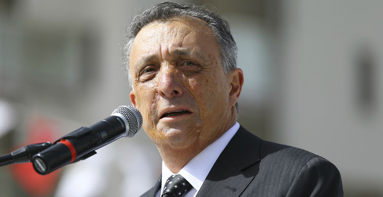 Ahmet Nur Çebi Takımla Birlikte Trabzon'a Gitti