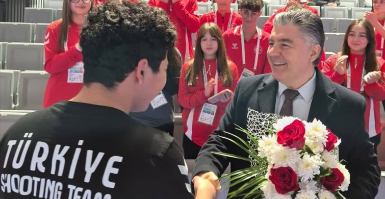 Ahmet Oğuz Sayar'dan Avrupa Rekoru ve Altın Madalya