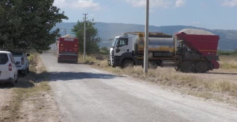Ahmetli'de 8 kilometrelik yol hamlesi