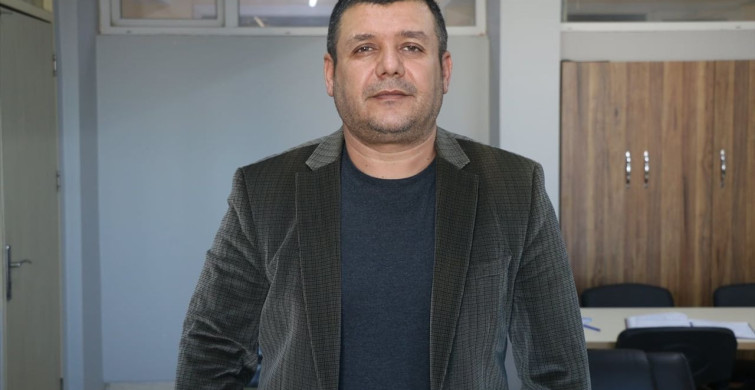 Ahşap Meraklısı Müdür Okul Mobilyalarını Kendisi Yapıyor