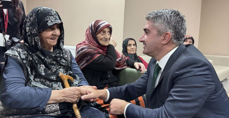 Aile ve Sosyal Hizmetler Bakan Yardımcısı Tarıkdaroğlu Rize'de Temaslarda Bulundu