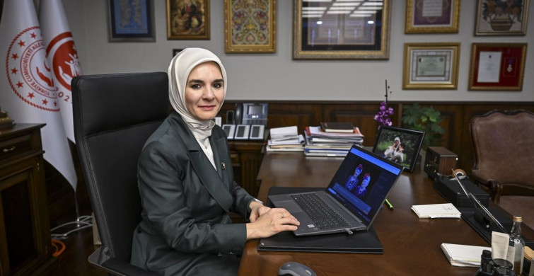 Aile ve Sosyal Hizmetler Bakanı Göktaş, Anadolu Ajansı'nın Yılın Kareleri Oylamasına Katıldı