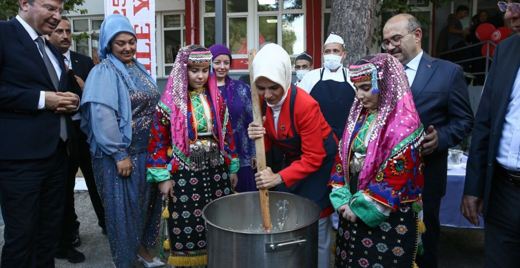 Aile ve Sosyal Hizmetler Bakanı Göktaş, Balıkesir'de Ziyaretler Gerçekleştirdi