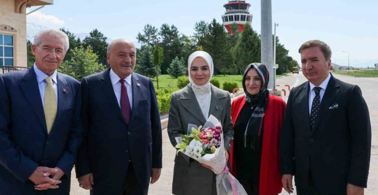 Aile ve sosyal hizmetler bakanı göktaş erzincan'da