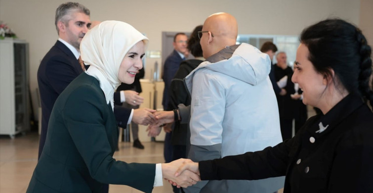 Aile ve Sosyal Hizmetler Bakanı Göktaş, Personeliyle Bayramlaştı