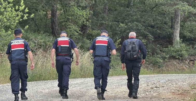 Ailesinin 18 gündür haber alamadığı genci arama çalışmaları sürüyor