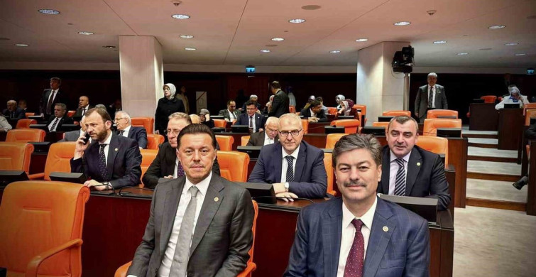 AK Parti Eskişehir milletvekili Hatipoğlu TBMM'de Uzman Erbaş Kanunu'nu destekledi
