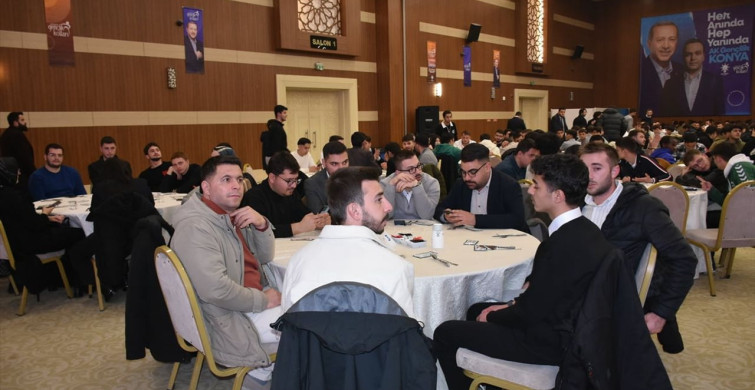 AK Parti Gençlik Kolları Başkanı İbiş, Gençlik Sofrası'nda Konuştu