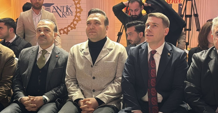 AK Parti Gençlik Kolları Genel Başkanı İbiş Kocaeli'de Gençlerle Buluştu