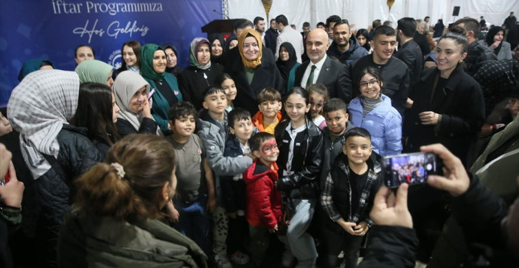 AK Parti Genel Başkan Yardımcısı Kaya'nın iftar programı