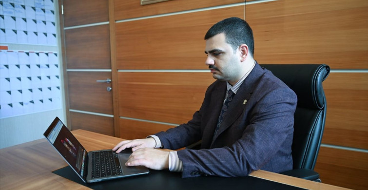 AK Parti Genel Sekreteri İnan, Anadolu Ajansı'nın Oylamasına Katıldı