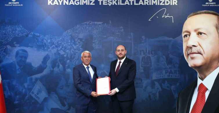 AK Parti İnönü ve Mihalgazi İlçe Başkanlarında Değişiklik
