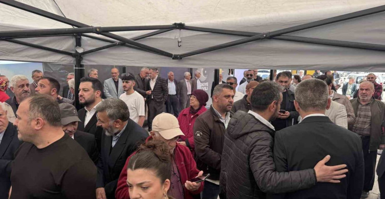 AK Parti Kayseri İl Teşkilatı Bayramlaşma Töreni Gerçekleştirdi
