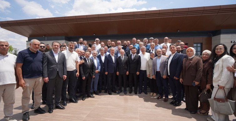 AK parti kayseri teşkilatı, görevdeki 500. gününü istişare toplantısıyla kutladı