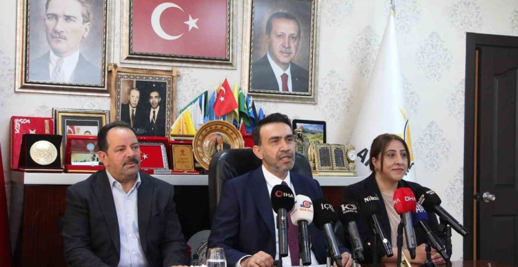 AK Parti Mersin teşkilatı 560 ekiple sahaya iniyor