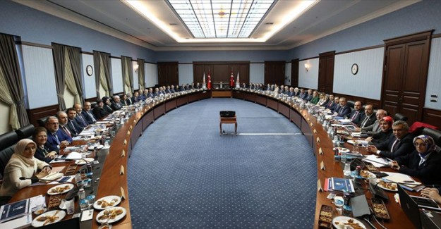 AK Parti MKYK Toplantısı Başladı