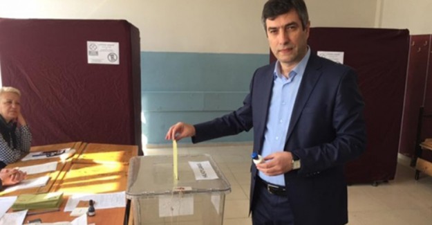 AK Parti Şile Başkan Adayı İlhan Ocaklı Kimdir?