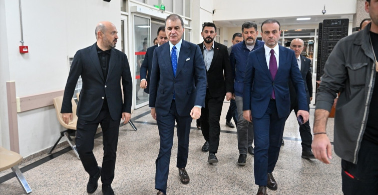 AK Parti Sözcüsü Ömer Çelik, Yaralı Gençlik Kolları Başkanı'nın Ailesini Ziyaret Etti